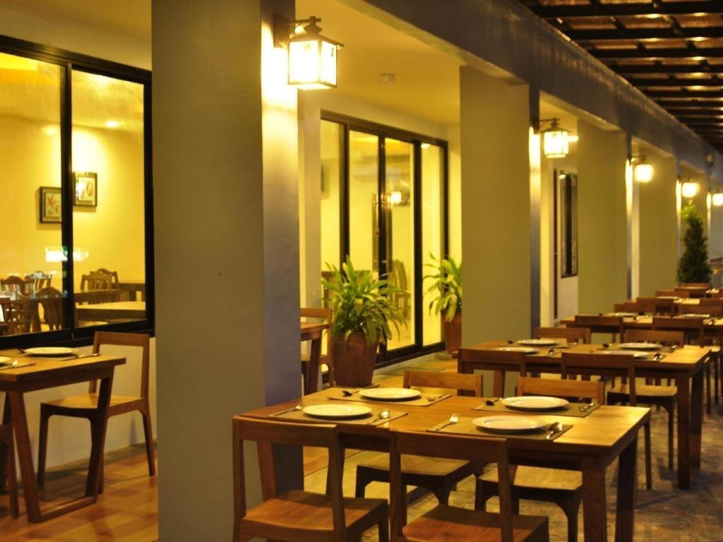 Dining tables at Phranang Place